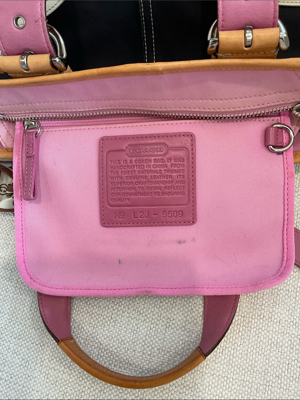 COACH Vintage Small Soho Tote Bag - Picture 5 of 7